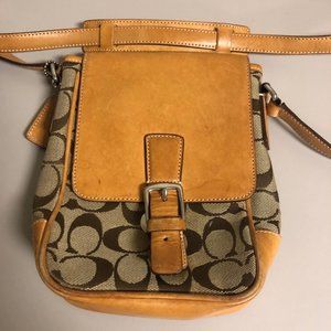 AUTHENTIC COACH LEATHER CROSSBODY BAG